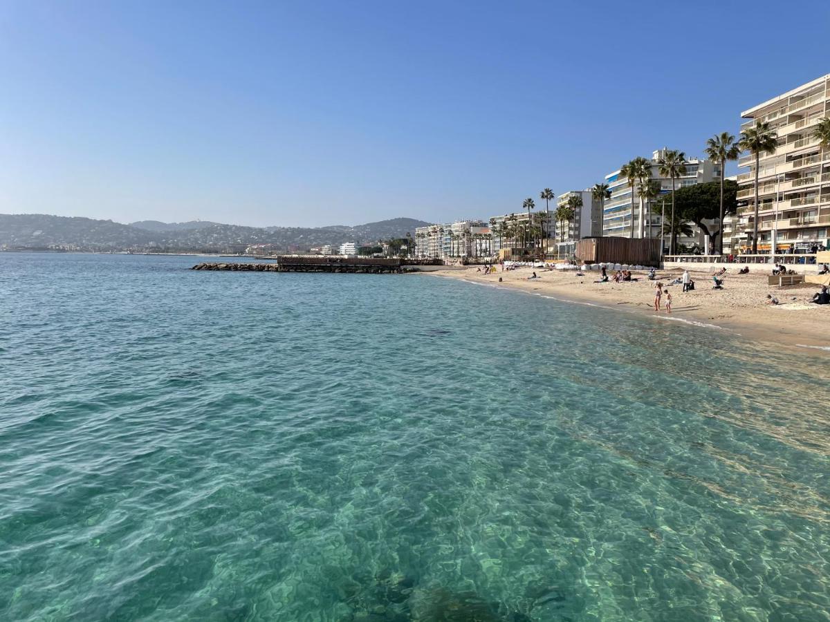 Spacieux F2 climatisé proche de la mer Antibes Exterior foto